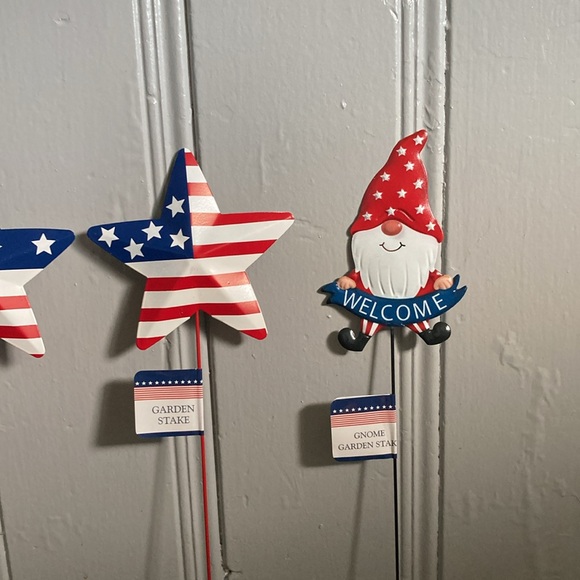 NWT- Set of 5- Welcome Gnomes & 3 Patriotic Stars 🇺🇸 Metal Yard Stakes - Picture 10 of 17